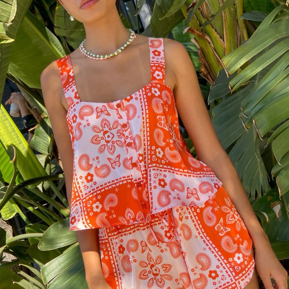 Lisa Says Gah Frankie Satin Set floral bandana print